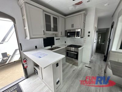 2026 Keystone RV Montana High Country - Photo 15