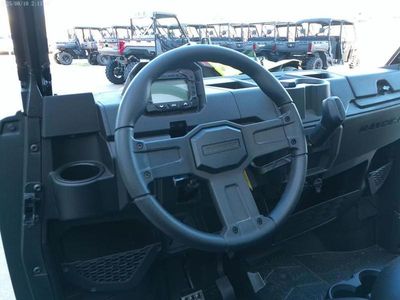 2026 Polaris Ranger Crew 1000 — photo 11 view