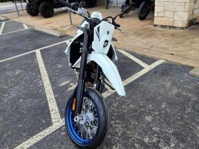 2025 Suzuki DR-Z4SM - Photo 3