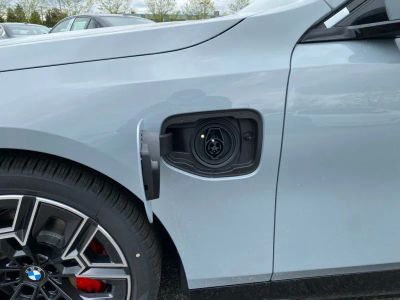 2027 BMW 5 Series — photo 14 view