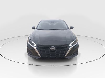 2024 Nissan Altima - Photo 2