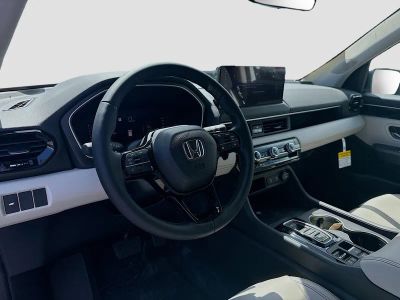 2026 Honda Pilot — photo 9 view