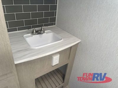 2023 Forest River RV Salem - Photo 27