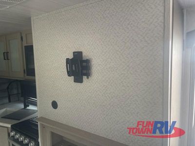 2023 Forest River RV Salem - Photo 23