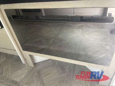 2023 Forest River RV Salem - Photo 24