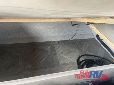 2023 Forest River RV Salem - Photo 33