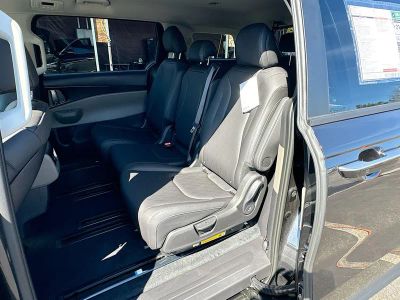 2026 Kia Carnival — photo 24 view