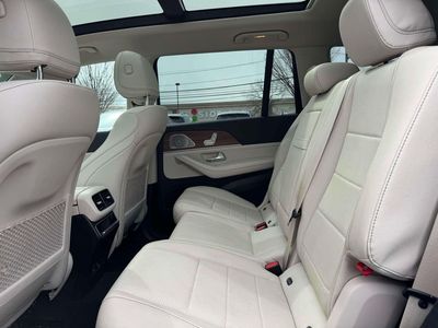 2024 Mercedes-Benz GLS - Photo 35