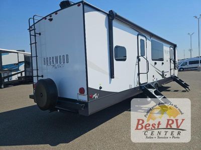 2025 Forest River RV Rockwood Ultra Lite - Photo 3