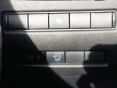 2023 Nissan Rogue - Photo 18