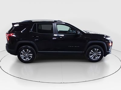 2025 Chevrolet Equinox - Photo 8