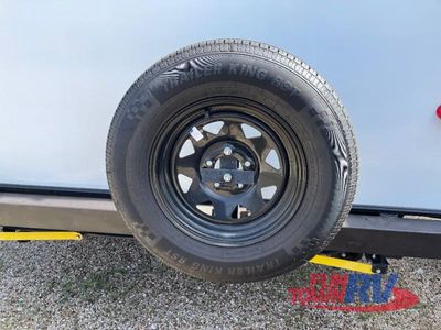 2023 Cruiser Radiance Ultra Lite - Photo 11