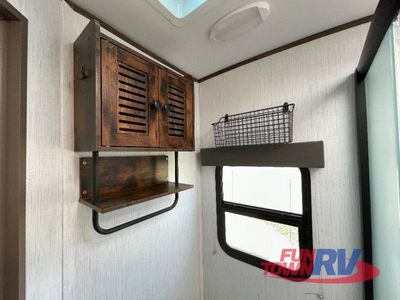 2023 Cruiser Radiance Ultra Lite - Photo 25