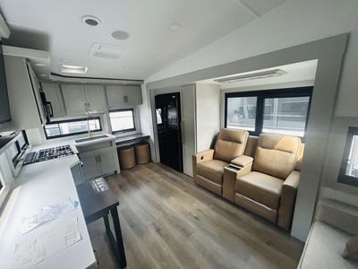 2026 Brinkley MODEL Z - Photo 15