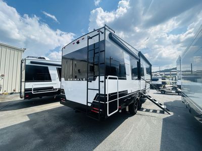 2026 Brinkley MODEL Z - Photo 3