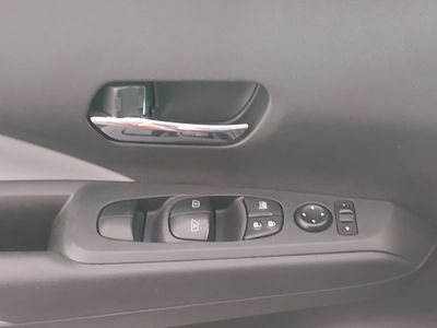 2023 Nissan Kicks - Photo 18