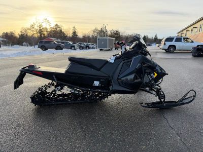 2026 Polaris 650 INDY XC 137 ES — detail view