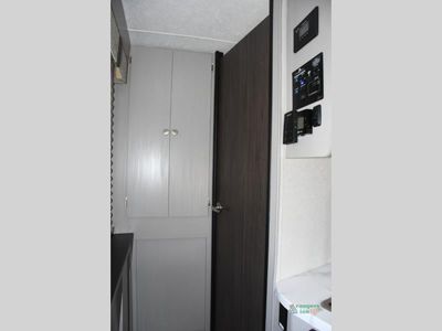 2026 Coachmen RV Freelander - Photo 43