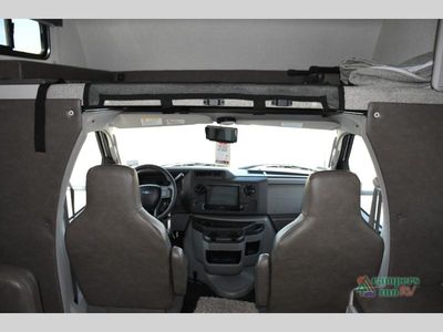 2026 Coachmen RV Freelander - Photo 18