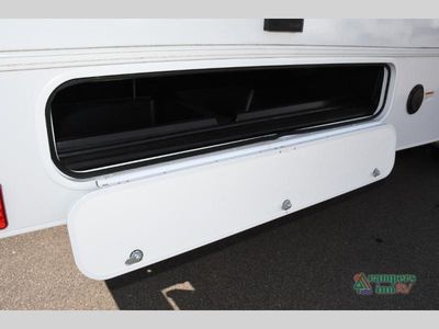 2026 Coachmen RV Freelander - Photo 13
