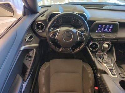 2022 Chevrolet Camaro - Photo 17