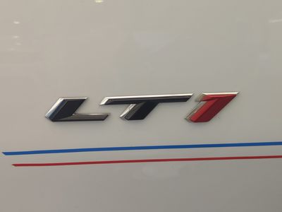 2022 Chevrolet Camaro - Photo 14