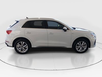 2024 Audi Q3 — photo 8 view