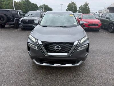 2023 Nissan Rogue — side profile view