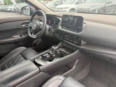 2023 Nissan Rogue — photo 12 view