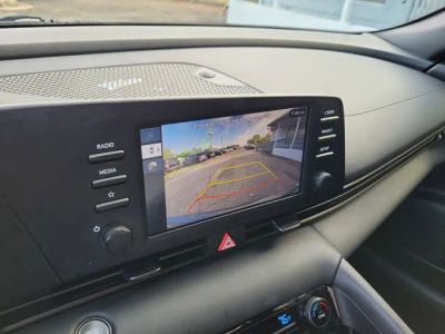 2025 Hyundai Elantra — photo 20 view