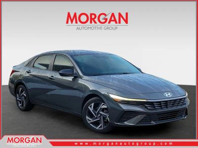 2025 Hyundai Elantra SEL Sport in Gray — front three-quarter view