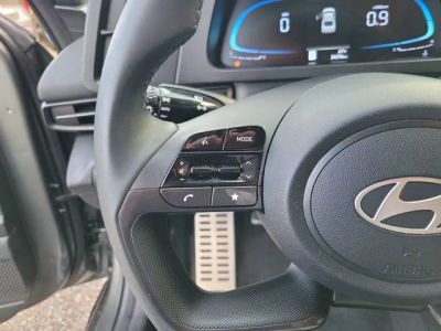 2025 Hyundai Elantra — photo 15 view