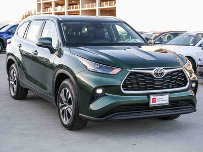 2024 Toyota Highlander - Photo 3