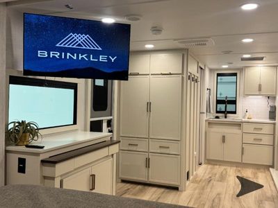 2026 Brinkley Model Ix - Photo 17
