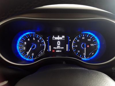2022 Chrysler Voyager - Photo 14