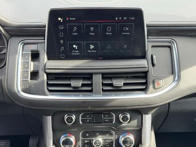 2023 GMC Yukon SLT - Photo 18