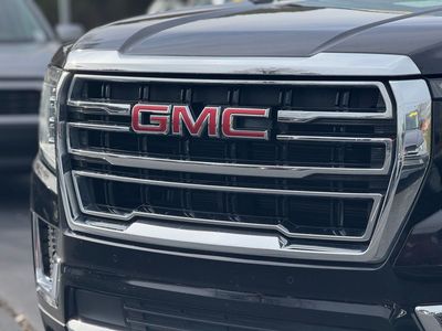 2023 GMC Yukon SLT - Photo 9