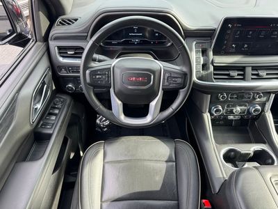 2023 GMC Yukon SLT - Photo 17