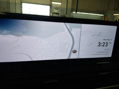 2025 Genesis GV80 - Photo 18