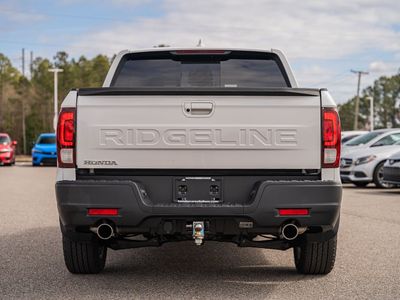2025 Honda Ridgeline - Photo 5