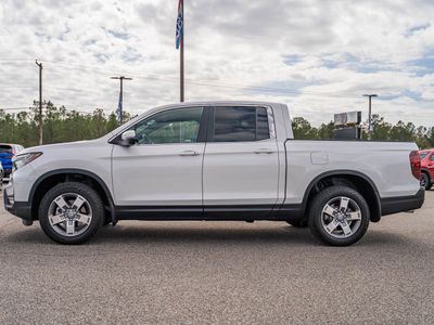 2025 Honda Ridgeline - Photo 3