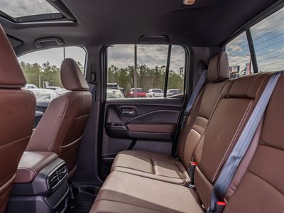 2025 Honda Ridgeline - Photo 16