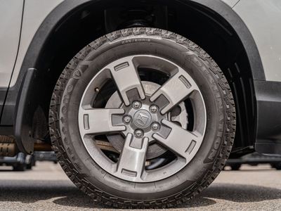 2025 Honda Ridgeline - Photo 8