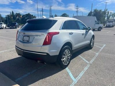 2017 Cadillac XT5 — detail view