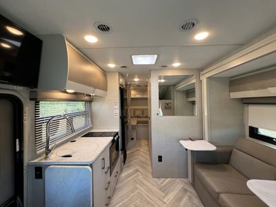2026 Thor Motor Coach GEMINI - Photo 6