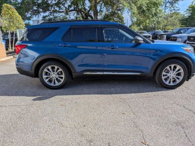 2020 Ford Explorer — engine compartment view