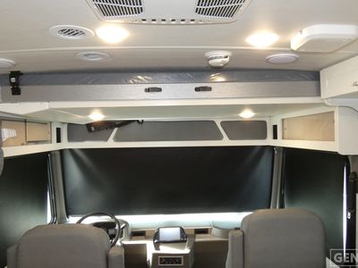 2026 Winnebago Adventurer - Photo 8