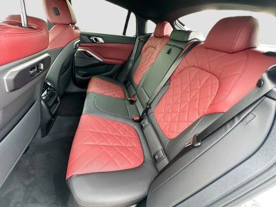 2027 BMW X6 — photo 17 view