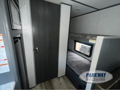 2022 Dutchmen RV Aspen Trail LE - Photo 9