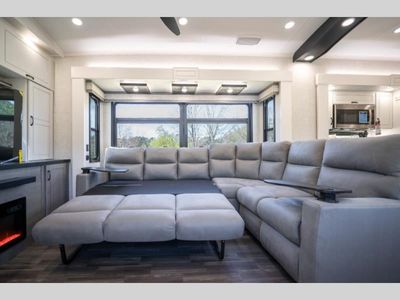 2025 Jayco North Point - Photo 10